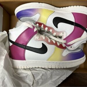Nike Multicolor High-Top Sneakers
